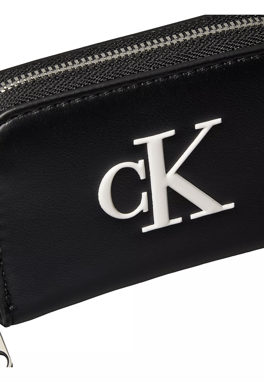 Calvin Klein Calvin Klein Kadın CK Desenli Fermuar Kapamalı Kart Bölmeli Siyah Cüzdan LV04F1154G-3L2