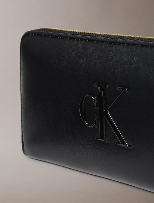 Calvin Klein Calvin Klein Kadın CK Desenli Kart Bölmeli Deri Siyah Cüzdan LV04F1077G-UB1
