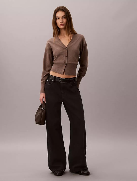 Calvin Klein Calvin Klein Kadın CK Logolu Çapraz Omuz Askılı Deri Fermuar Kapamalı Kahverengi Çanta LV04F3892G-BAL
