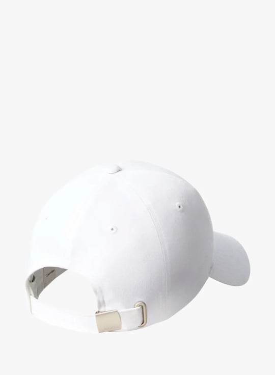 Calvin Klein Calvin Klein Kadın CK Logo İşlemeli Ayarlanabilir Tokalı Beyaz1 Şapka LV04K5026G-7KR