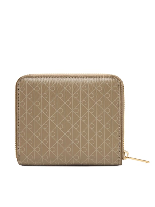 Calvin Klein Calvin Klein Kadın CK Monogram Logolu Fermuar Kapamalı Bozuk Para Cepli Ekstra Kart Bölmeli Haki Cüzdan LV04F1089G-3I6