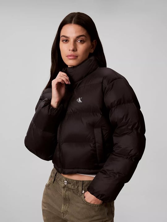 Calvin Klein Calvin Klein Kadın Crop Fit Kapitoneli Su İtici Dik Yaka Şişme Siyah Mont LV047H503G-UB1