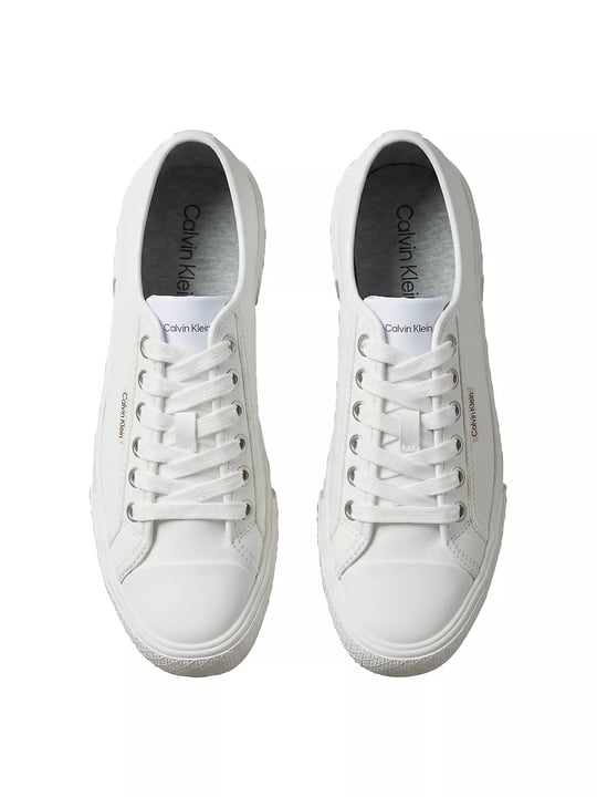 Calvin Klein Calvin Klein Kadın Düşük Bilekli CK Logo Detaylı Hakiki Deri Beyaz Sneaker HW0HW03077-0K4