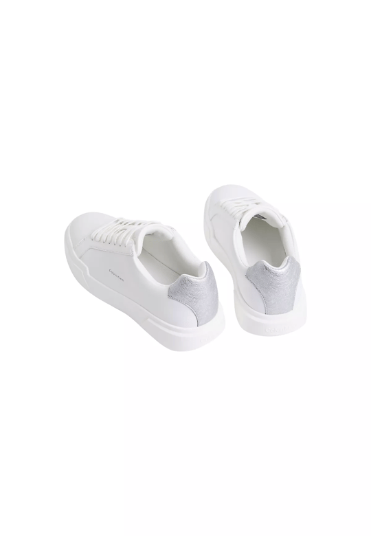 Calvin Klein Calvin Klein Kadın Düşük Bilekli TH Logo Detaylı Deri Beyaz Sneaker HW0HW02988-05Y