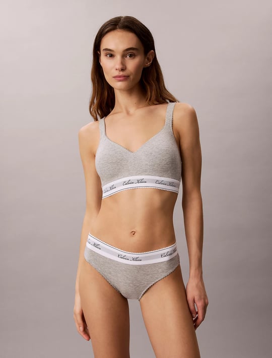 Calvin Klein Calvin Klein Kadın İnce Askılı Pamuklu Logo Detaylı Elastik Bel Bantlı Gri Bralet LV00QF9071-P7A