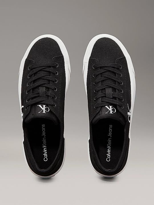 Calvin Klein Calvin Klein Kadın Kalın ve Düz Tabanlı Yuvarlak Burunlu Deri Siyah Sneaker YW0YW01763-0GM