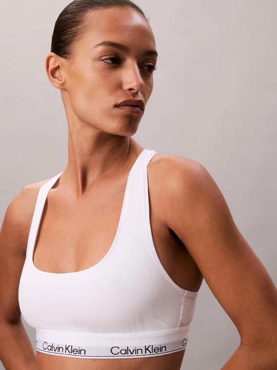 Calvin Klein Calvin Klein Kadın Kare Yaka Lastikli Dar Calvin Yazı Desenli Beyaz Büstiyer LV00QF8493-100