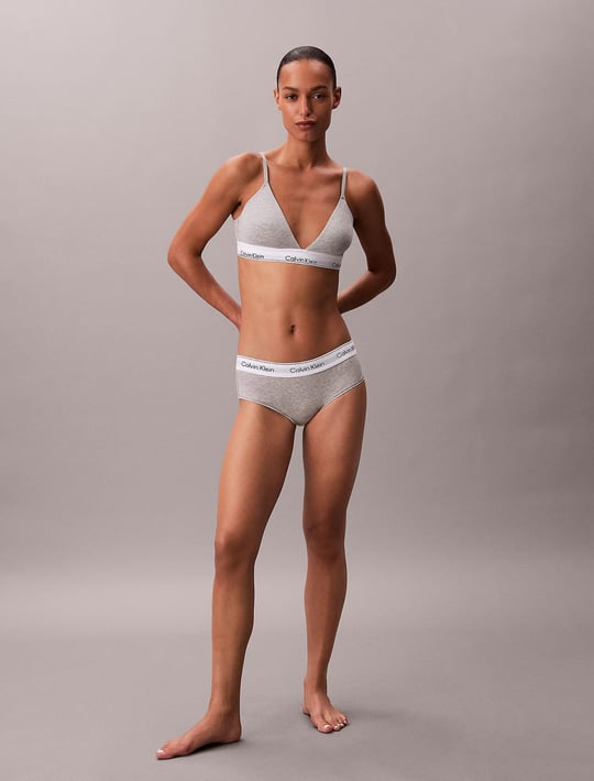 Calvin Klein Calvin Klein Kadın Lastik Marka Yazı Detay İnce Askı V Derin Yaka Gri Sütyen LV00QF8498-P7A