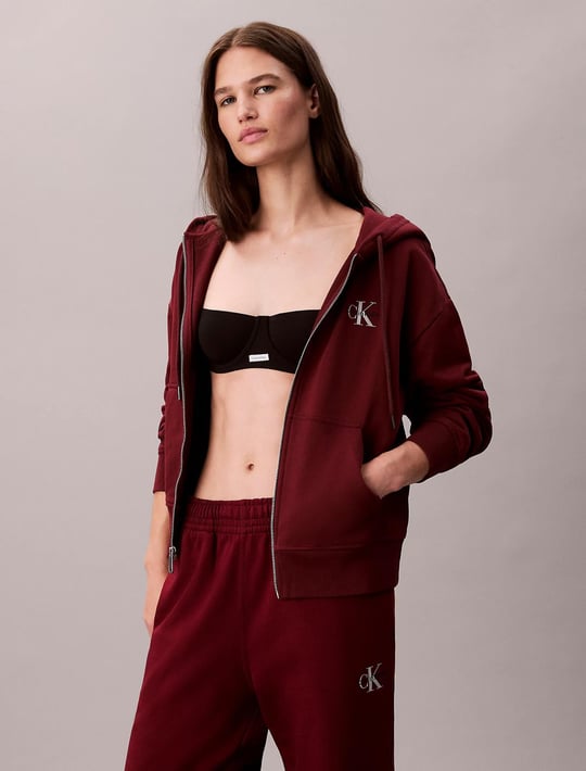 Calvin Klein Calvin Klein Kadın Normal Kesim Beli ve Paçası Lastikli Pamuk Karışımlı CK Logolu Kırmızı Eşofman Altı LV047B235G-WCV