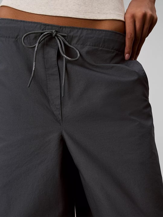 Calvin Klein Calvin Klein Kadın Normal Kalıp Beli Lastikli Geniş Paçalı Pamuk Lacivert Pantolon LV047G610G-CEG