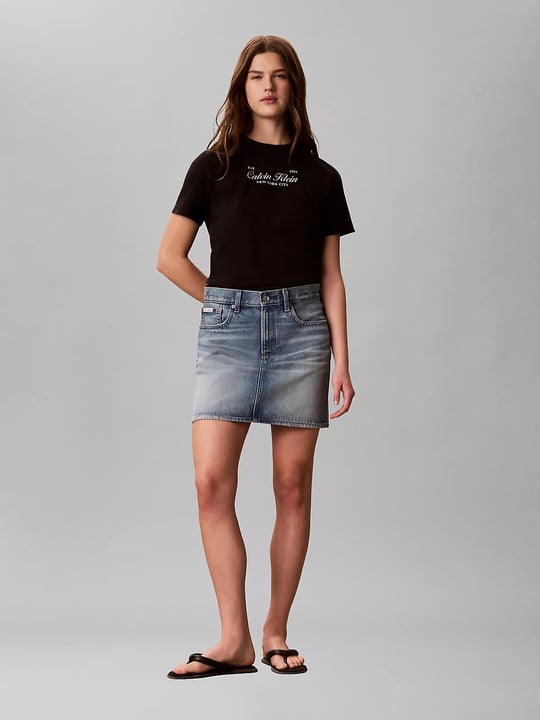 Calvin Klein Calvin Klein Kadın Normal Kesim Yuvarlak Yakalı Logo Baskılı Pamuklu Kısa Kollu Siyah T-Shirt LV047G804G-UB1