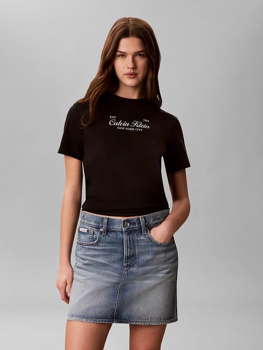 Calvin Klein Calvin Klein Kadın Normal Kesim Yuvarlak Yakalı Logo Baskılı Pamuklu Kısa Kollu Siyah T-Shirt LV047G804G-UB1