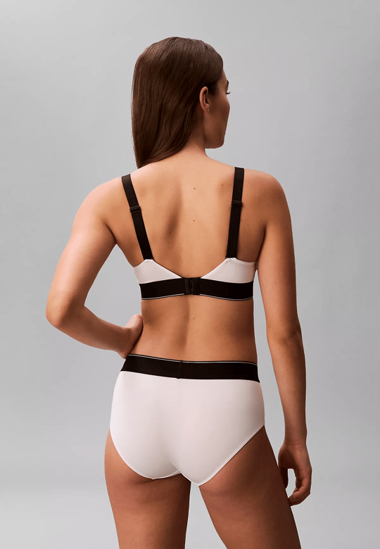 Calvin Klein Calvin Klein Kadın Pamuklu Elastik Logo Desenli Bel Bantlı Beyaz Büstiyer LV00QF8877-100