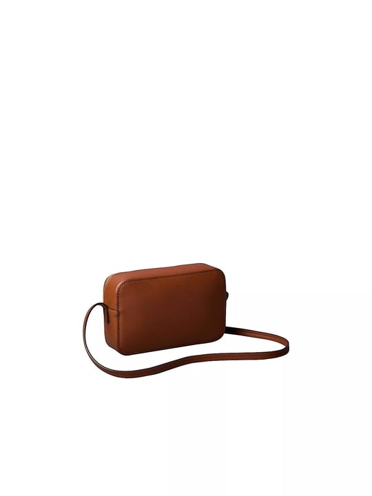 Calvin Klein Calvin Klein Kadın Parlak Deri Fermuar Kapama Ayarlanabilir Askı CK Yazı Desen Taba Çanta LV04F3276G-VG4
