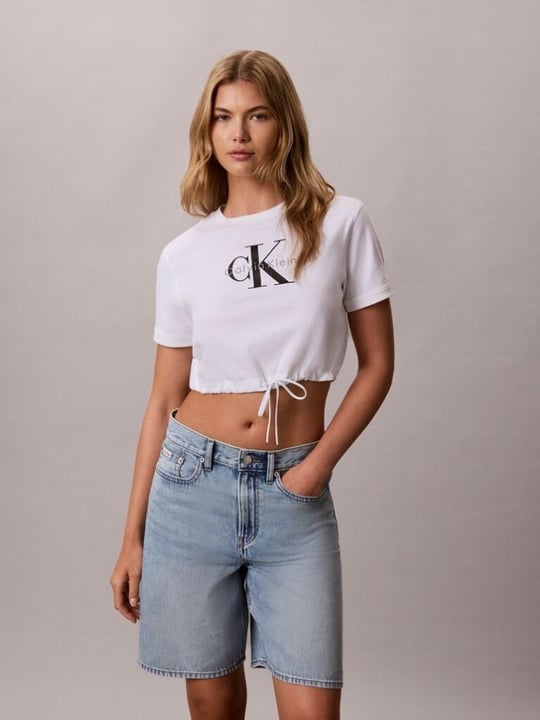 Calvin Klein Calvin Klein Kadın Rahat Kesim Esnek Pamuklu Örme KumaşCK Logo Detaylı Kısa Kollu Crop Beyaz T-Shirt LV047G288G-YAF