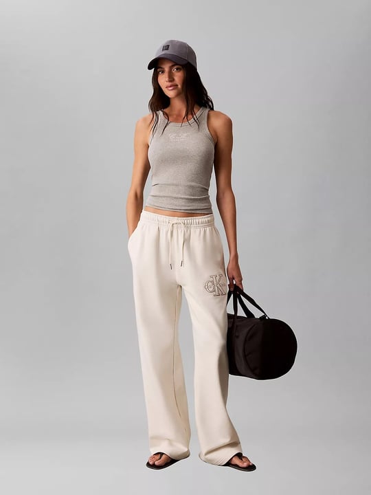 Calvin Klein Calvin Klein Kadın Rahat Kesim CK Logo İşlemeli Geniş Paça Ekru Eşofman Altı LV047G822G-YAS