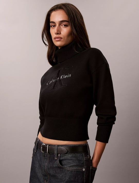 Calvin Klein Calvin Klein Kadın Rahat Kalıp Balıkçı Yaka Esnek Pamuklu Logo Nakışlı Uzun Kollu Siyah Kazak LV047H329G-UB1