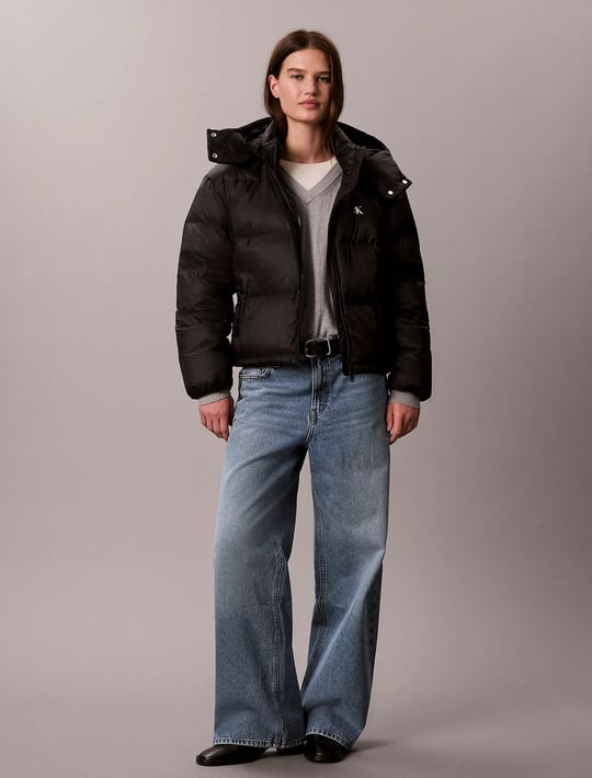 Calvin Klein Calvin Klein Kadın Relaxed Fit Kısa Boy Ördek Tüyü Dolgulu Su İtici Çıkarılabilir Kapüşonlu Şişme Siyah Mont LV047H500G-UB1