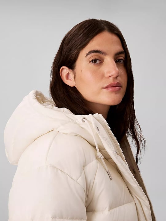 Calvin Klein Calvin Klein Kadın Relaxed Fit Uzun Kesim Su İtici Parlak Naylon Kapüşonlu Şişme Ekru Mont LV047H512G-67U
