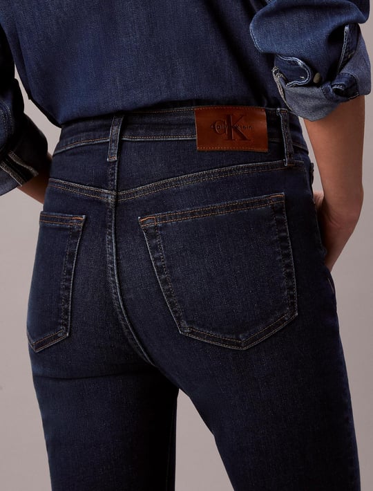Calvin Klein Calvin Klein Kadın Skinny Fit Yüksek Bel Dar Paça Pamuklu Esnek Denim Lacivert Pantolon LV047B772G-R7C
