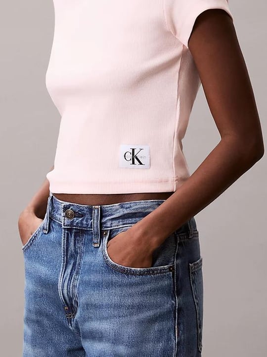Calvin Klein Calvin Klein Kadın Slim Fit Yuvarlak Yaka Pamuklu Kısa Kollu Pembe T-Shirt LV047C200G-VI7