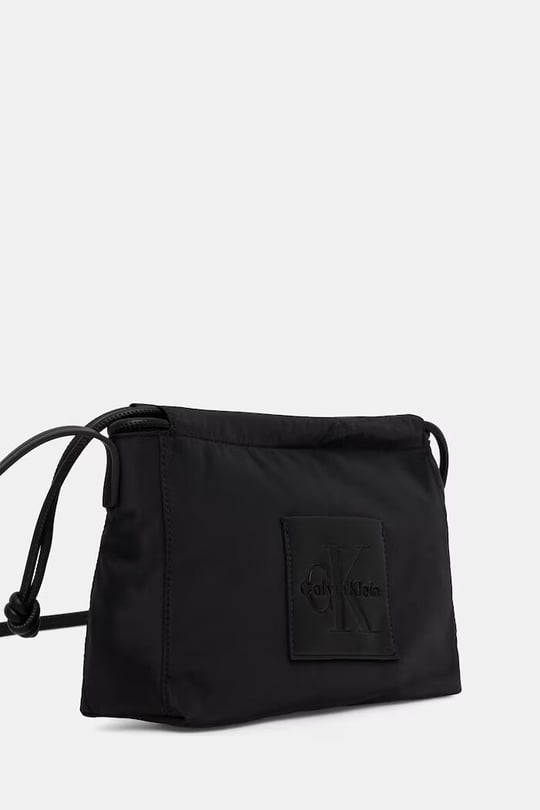 Calvin Klein Calvin Klein Kadın Tekstil Yüzey Büzgülü Kapamalı Ayarlanabilir Çapraz Askılı İç Fermuar Cepli Siyah Çanta LV04F3871G-UB1