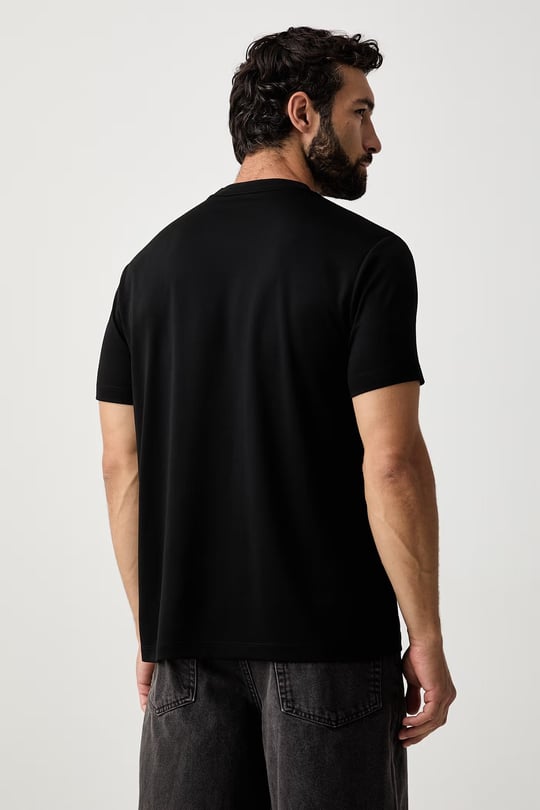 EA7 Ea7 Erkek Normal Kalıp Yumuşak Dokuma Kumaşlı Plaka Logolu Kısa Kollu Siyah T-Shirt 7M002096 AF13862-UC001