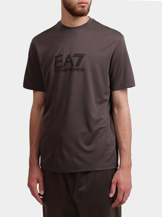 EA7 Ea7 Erkek Normal Kesim Göğüste EA7 Logolu Yuvarlak Yaka Kısa Kollu Kahverengi T-Shirt 7M000092 AF13870-U6139