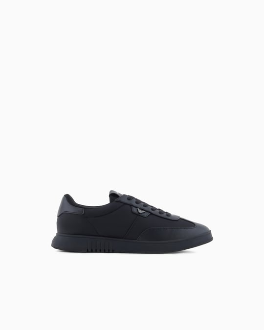 EMPORIO ARMANI Emporıo Armani Erkek Bağcıklı Bağlama Yuvarlak Burun Deri Rahat Taban Siyah Sneaker EM003062 AF18210-UC001