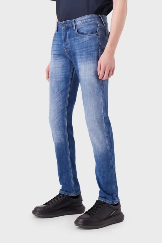 Emporio Armani Emporıo Armani Erkek Denim Kumaş  Normal Bel Düz Model Mavi Jeans 6R1J75 1D09Z-0942