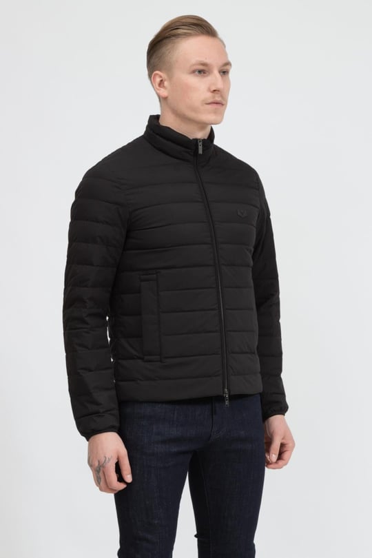 Emporio Armani Emporıo Armani Erkek Dik Yaka Cepli Şişme Siyah1 Mont 8N1BQ2 1NLRZ-SIYAH