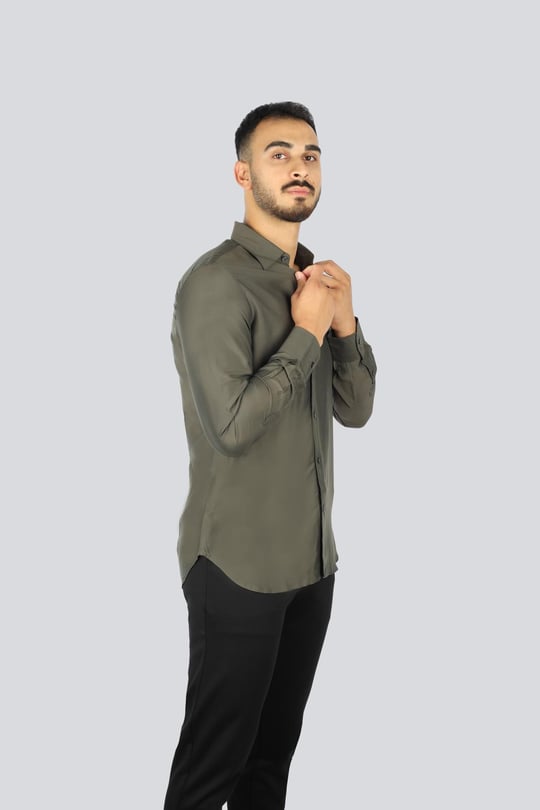 Emporio Armani Emporıo Armani Erkek Göğüste Mikro Kartal İşlemesi Gömlek Yaka Uzun Kol Haki Gömlek EM001537 AF17293-U8120