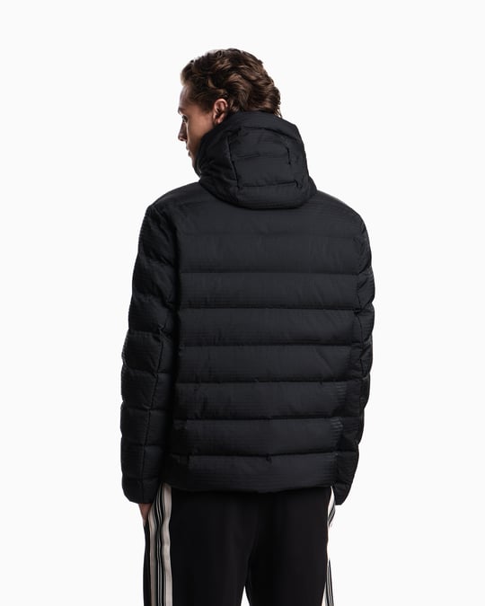 Emporio Armani Emporıo Armani Erkek Kapüşonlu Yaka % 100 Kuş Tüyü Kapitoneli Siyah Mont EM003043 AF15384-UC001