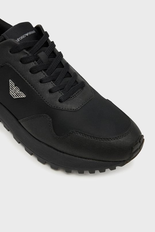 Emporio Armani Emporıo Armani Erkek Metalik Kartal Logolu Düşük Bilekli Nefes Alabilir Ön Yüzeyli Ortopedik Taban Siyah Sneaker EM003738 AF19532-MC005