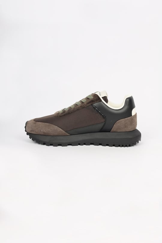 Emporio Armani Emporıo Armani Erkek Nefes Alabilen File ve Süet Detaylı Rahat Tabanlı Kahverengi Sneaker EM004839 AF29491-M6489
