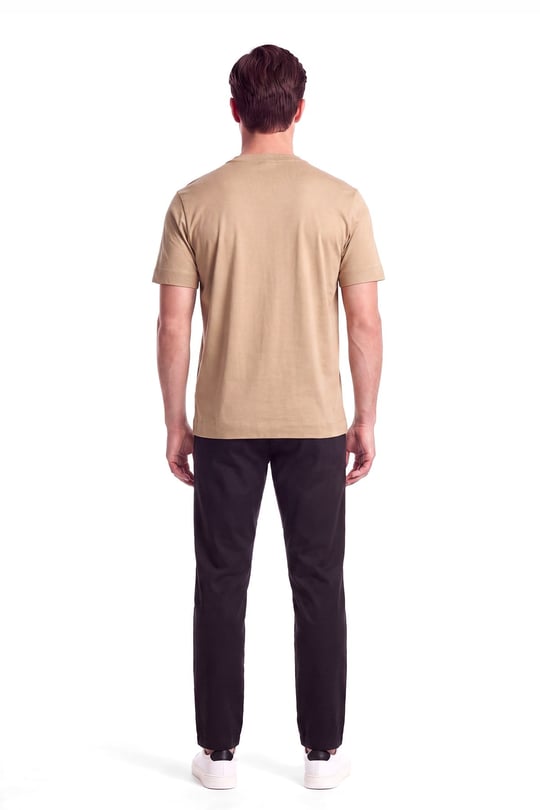 Emporio Armani Emporıo Armani Erkek Normal Kalıp Yuvarlak Yakalı Büyük Kadife Logolu Kısa Kollu Bej T-Shirt EM006770 AF10017-M6530