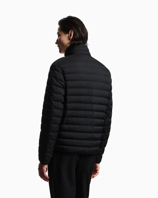 Emporio Armani Emporıo Armani Erkek Normal Kalıp Logo Kuş Tüyü Dolgulu Desenli Kapitone Desenli Uzun Kollu Siyah Ceket EM004953 AF15384-UC001