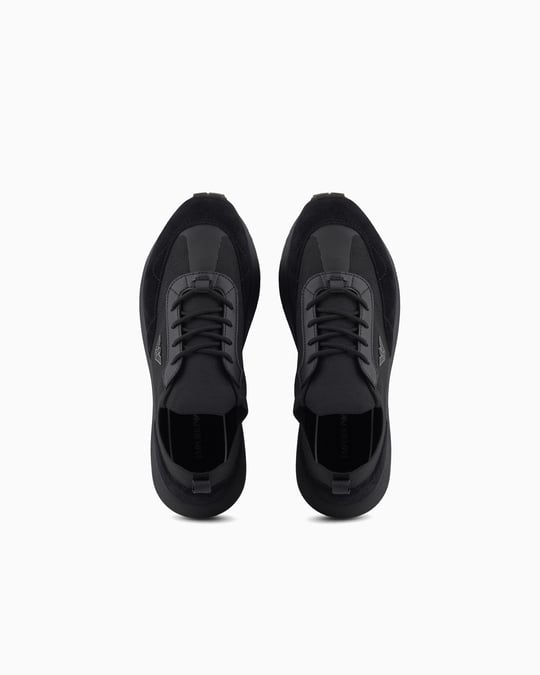 EMPORIO ARMANI Emporıo Armani Erkek Örme ve Süet Detaylı Burunlu Kartal Logolu Yuvarlak Siyah Sneaker EM003739 AF19724-MC005