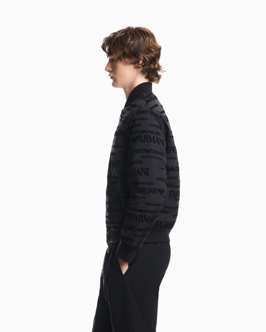 Emporio Armani Emporıo Armani Erkek Regular Fit Monogram Desenli Fermuarlı Cepli Kaz Tüyü Dolgulu Bomber Siyah Ceket EM006731 AF19870-FC056