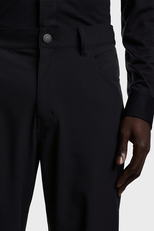 Emporio Armani Emporıo Armani Erkek Regular Fit Normal Bel Düz Paça Lacivert Jeans EM001010 AF18502-UB118