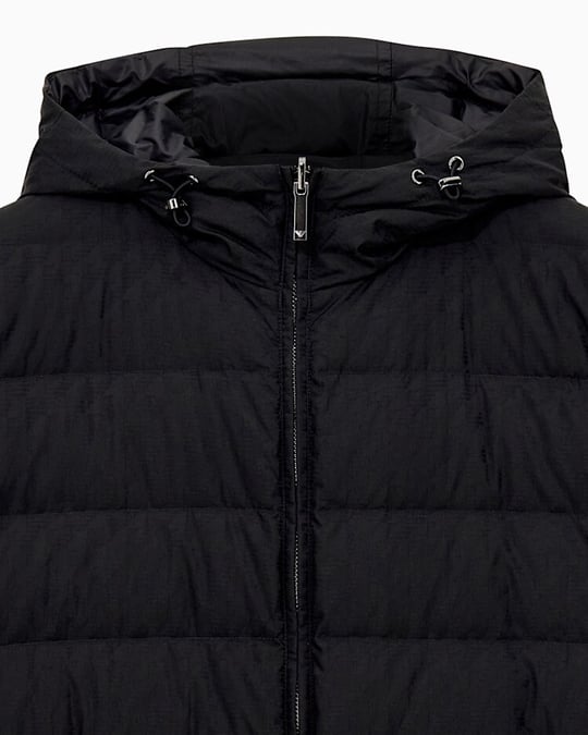 Emporio Armani Emporıo Armani Erkek Regular Fit Çift Taraflı Kullanılabilen Kapüşonlu Baskılı Fermuarlı Şişme Siyah Mont EM006732 AF28007-FC043