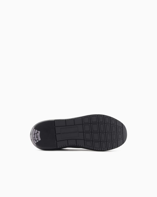 EMPORIO ARMANI Emporıo Armani Erkek Topuk Kısmı Logo Desenli Kalın Rahat Taban Bağcıklı Siyah Sneaker EM003067 AF10848-UC001