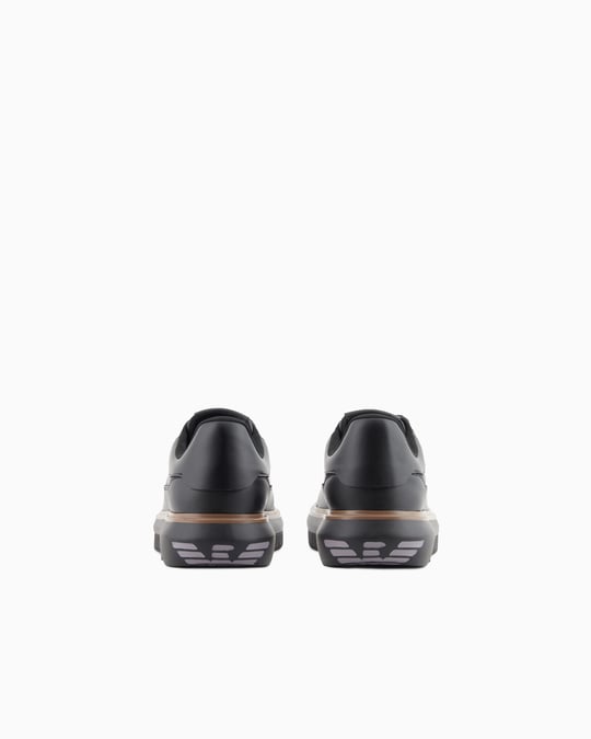 EMPORIO ARMANI Emporıo Armani Erkek Topuk Kısmı Logo Desenli Kalın Rahat Taban Bağcıklı Siyah Sneaker EM003067 AF10848-UC001
