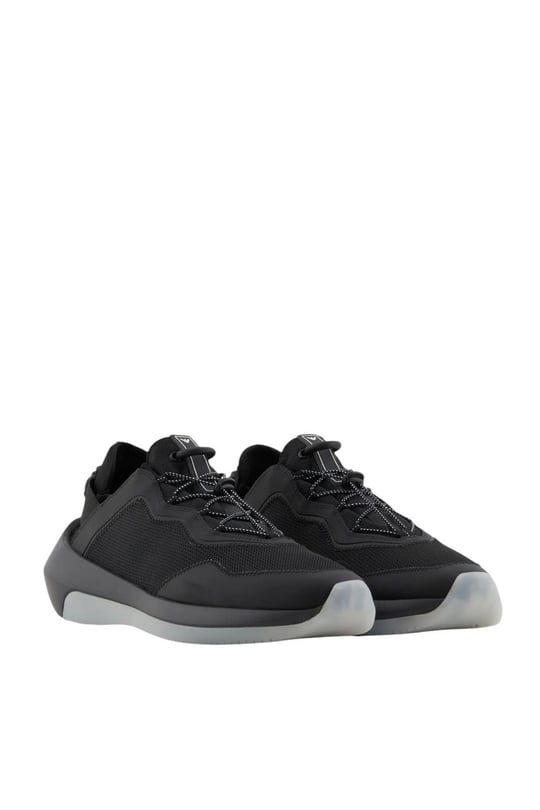 EMPORIO ARMANI Emporıo Armani Erkek Yüksek Rahat Taban Nefes Alabilen Fileli Siyah Sneaker EM001675 AF14764-ZC004