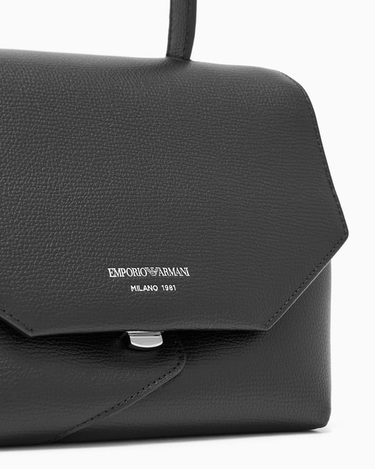 Emporio Armani Emporıo Armani Kadın Çıkarılabilir Uzun Askılı Deri Mini Siyah El Çantası EW005672 AF29459-UC001