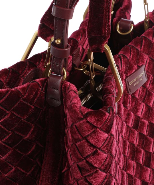 Emporio Armani Emporıo Armani Kadın Çıkarılabilir Omuz Askılı Desenli Kadife Bordo Omuz Çantası EW000361 AF28253-UA318