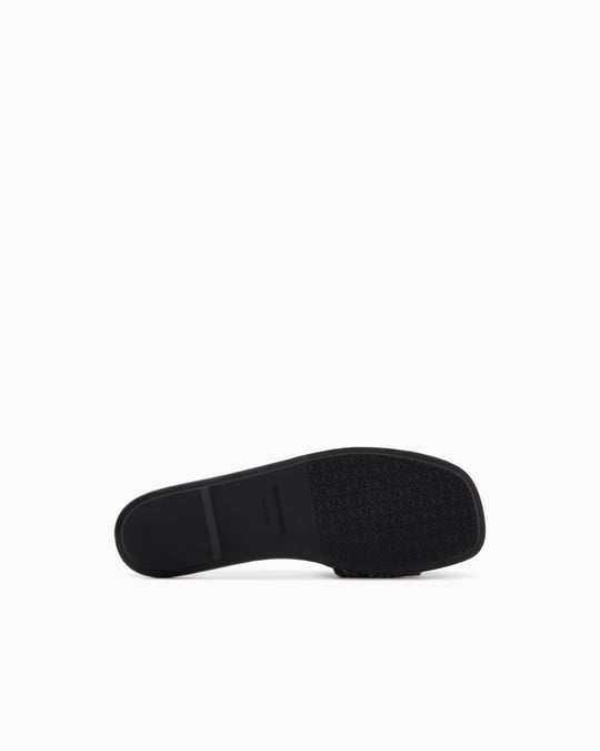 EMPORIO ARMANI Emporıo Armani Kadın Tüm Yüzey Monogram Deri Taban İnce Topuk Lacivert1 Terlik X3P847 XR381-E616
