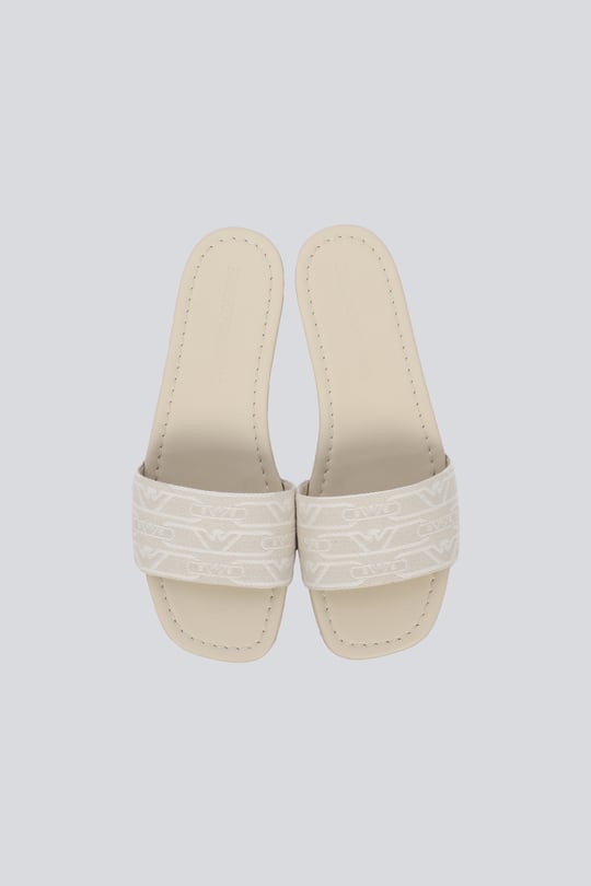 Emporio Armani Emporıo Armani Kadın Tüm Yüzey Monogram Deri Taban İnce Topuk Lacivert Terlik X3P847 XR381-E617