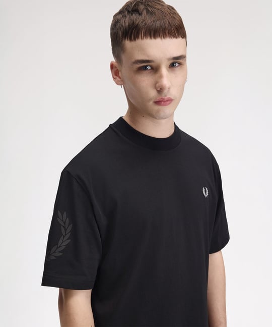 Fred Perry Fred Perry Erkek Bisiklet Yaka Pamuklu Normal Kesim Siyah T-Shirt M3491-102