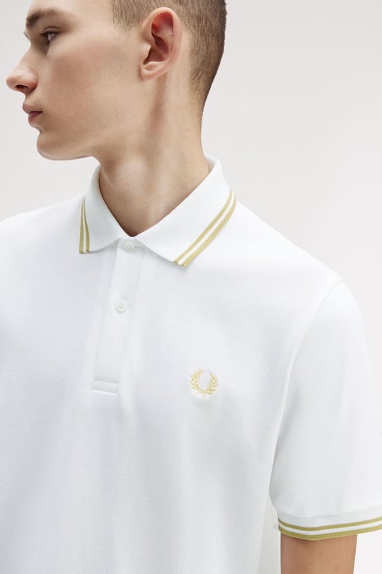 Fred Perry Fred Perry Erkek Çift Manşet ve Yaka Detaylı Kısa Kollu Geleneksel Üretim Z71 Gömlek M12-Z71